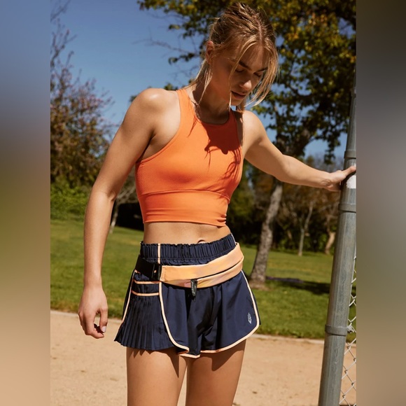 NWOT Free People Slim Fold Runner Bag - Picture 8 of 10